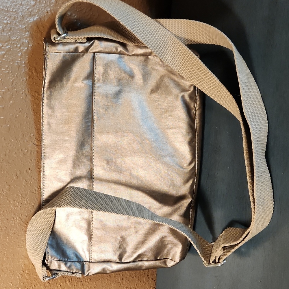 Kipling Shimmering Gold Crossbody/Shoulder Bag CLEAN CLEAN CLEAN - Picture 11 of 11